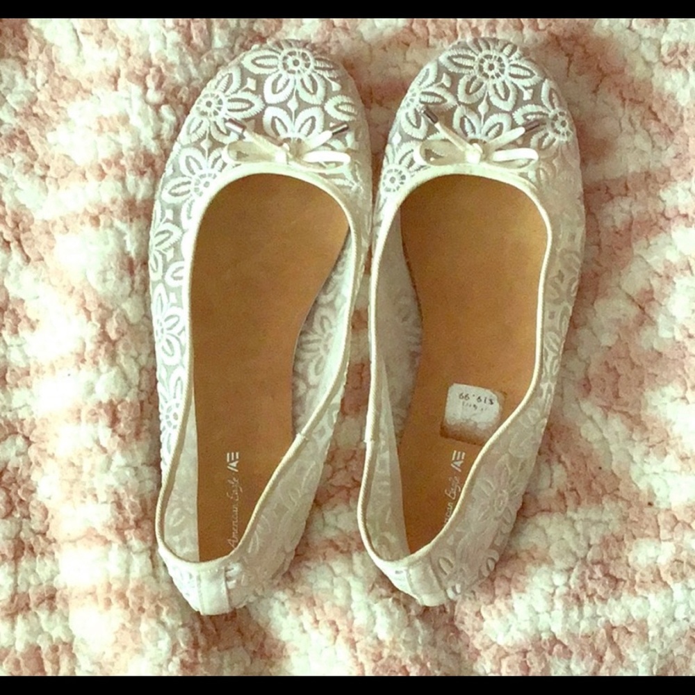 AE girls flats
